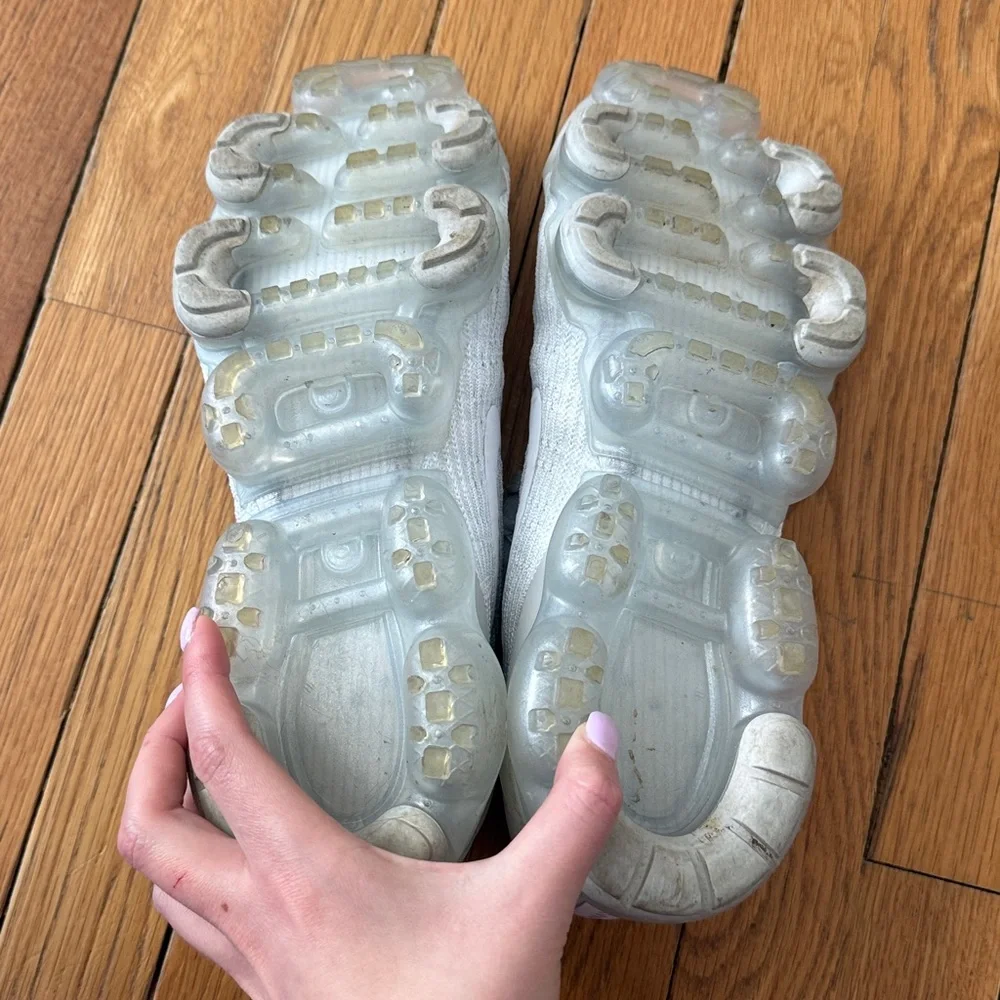 Nike Air VaporMax Flyknit 3 Pure Platinum Sneakers - Picture 8 of 10